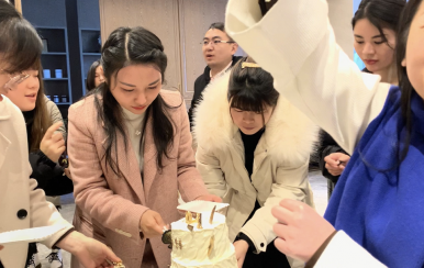 2020已經(jīng)過(guò)去，2021年，愿大家都能牛轉(zhuǎn)乾坤！
