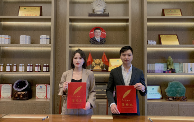 恭喜山東省煙臺(tái)市任小姐成功簽約翌芙萊加盟店，成為翌芙萊美麗傳播天使