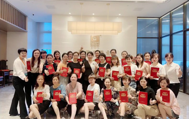 2020年10月06日?qǐng)A滿結(jié)業(yè)